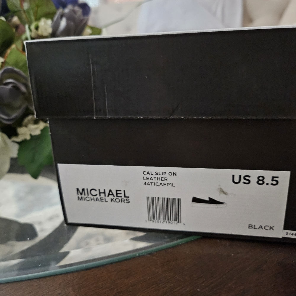 Michael Kors Cal Leather Slip-On Sneaker - Picture 7 of 7